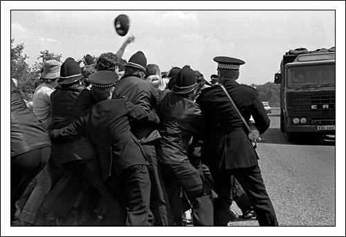 Postcard of miners’ picket at Llanwern Steel Works on 5th July 1984.